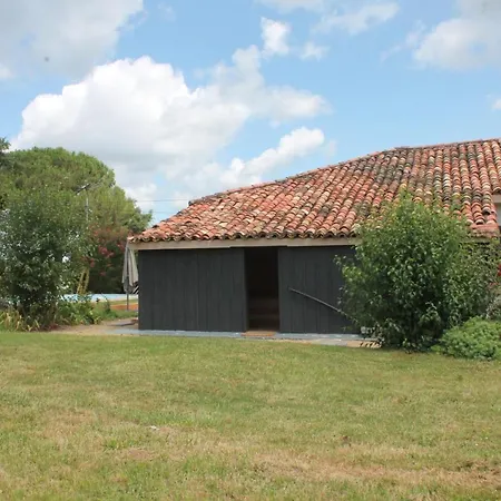 Country Stay-pets Welcome-pool-sleeps 8 Vakantiehuis